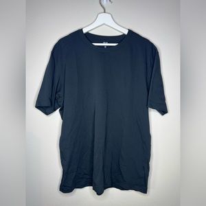 Black Uniqlo Tee